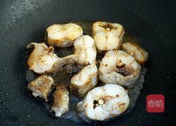 清炖鳕鱼的做法图解3