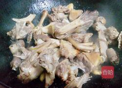 酸菜老鸭汤的做法图解6