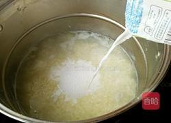 牛奶大米粥的做法图解4