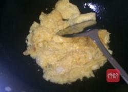 胡萝卜木耳炒鸡蛋的做法图解10