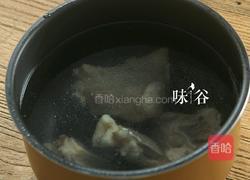 牛棒骨菌菇汤的做法图解4