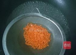 胡萝卜煎蛋的做法图解2
