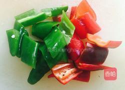 洋葱牛肉粒的做法图解3