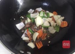 洋葱牛肉粒的做法图解11