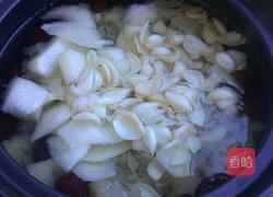 百合银耳雪梨汤的做法图解4