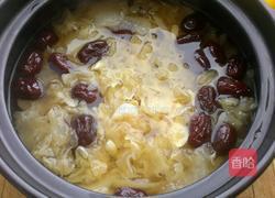 百合银耳雪梨汤的做法图解5