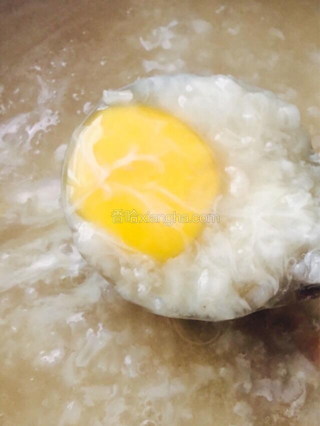 关火后再打入鸡蛋