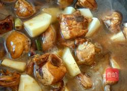 香菇土豆炖鸡肉的做法图解6