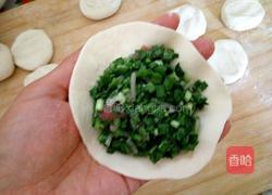 韭菜粉条包子的做法图解13