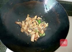 五花肉烧冬瓜的做法图解3