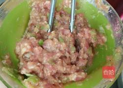 香菇肉馅水饺的做法图解7