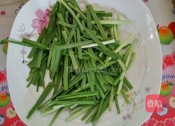 银芽炒馓子的做法图解2