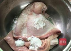 猪肚煲鸡汤的做法图解3
