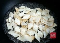 杏鲍菇胡箩卜炒肉的做法图解3