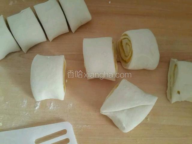 然后切 同样大小的面剂子。