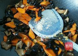 肉炒木耳的做法图解7