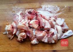 干煸鸡块的做法图解1