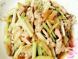 泡椒炒肉肉