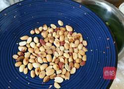 苦苣拌花生米的做法图解3