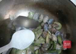 花蛤炒丝瓜的做法图解9