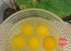 家乡木瓜炖新鲜七彩山鸡蛋的做法图解1