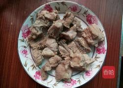 排骨玉米莲藕汤的做法图解3