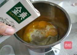 蔓越莓蛋糕的做法图解3