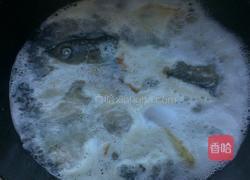 木瓜鱼头汤的做法图解3