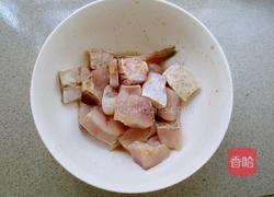豆腐烧鲢鱼的做法图解2
