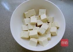 豆腐烧鲢鱼的做法图解3