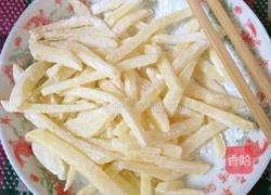 炸土豆条的做法图解6