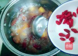 银耳桂圆汤的做法图解6