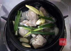 砂锅炖排骨的做法图解4