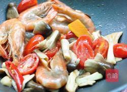 泰式冬阴功汤的做法图解3