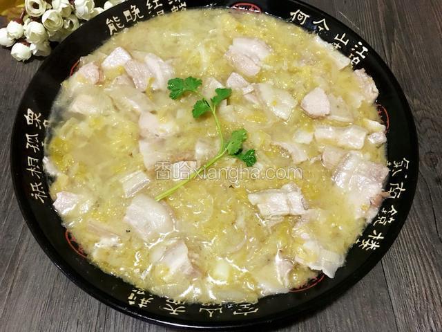 酸菜汆白肉