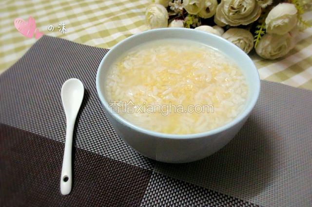 小米粥煮好了。
