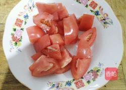 西红柿烧土豆的做法图解1