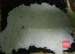 金枪鱼紫菜包饭的做法图解6