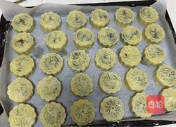 枣泥蛋黄月饼的做法图解10