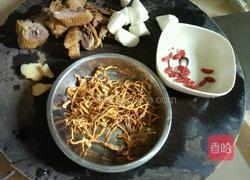 虫草花野鸭汤的做法图解1