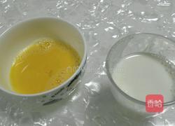 牛奶水果布丁的做法图解2