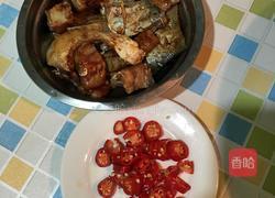 黄焖鱼块的做法图解2