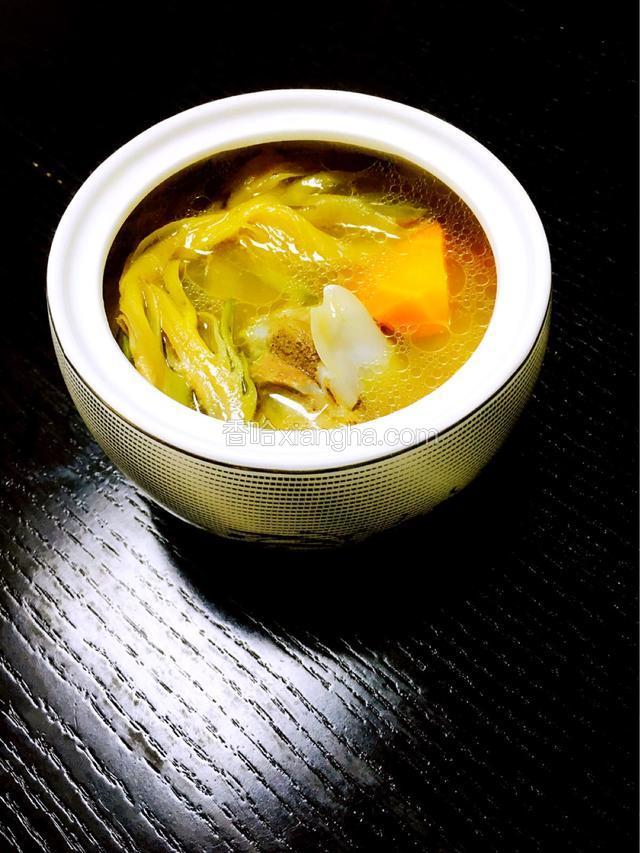 最后放入食盐即可。