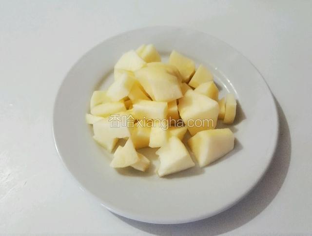 苹果削皮切小块