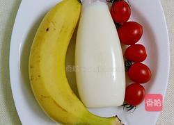 香蕉沙拉的做法图解1