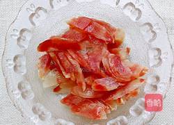 洋蔥炒香腸的做法圖解2