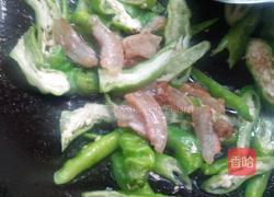 辣椒炒油渣的做法图解9