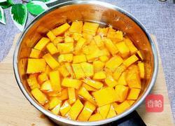 荸荠南瓜小米粥的做法图解4