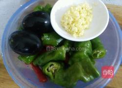 擂辣椒皮蛋的做法图解2