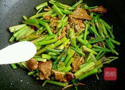 芹菜牛肉的做法图解9